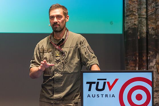 Der letzte Beitrag des Tages kam von Herrn Bernhard Lindenberg (BMLVS, ABC-Abwehrzentrum): "Österreichs Beitrag zur internationalen Katastrophenhilfe am Beispiel Erdbebeneinsatz in der Türkei 2023"<br />
